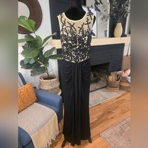David Meister Gown I Formal I Prom I Cocktail I Wedding Guest I Black I Beaded